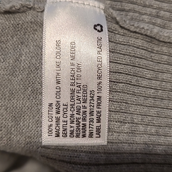 Mossimo, XS, Grey w/Aztec/Tribal Pattern, Cardigan Sweater - Picture 4 of 6